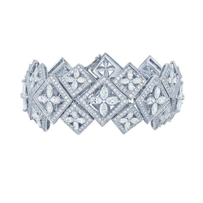 V1360 10 12 2017 B1